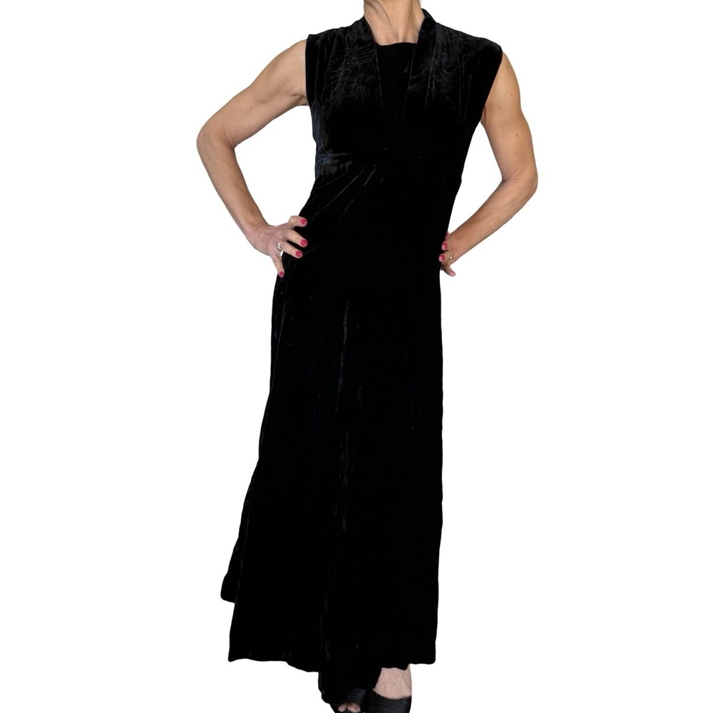 Vintage Barneys Italy ‎ 46 L Black Velvet Sleeveless Long Maxi Dress Whimsigoth
